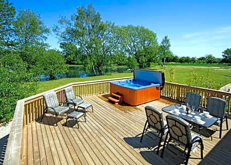 Pickering Lodges
