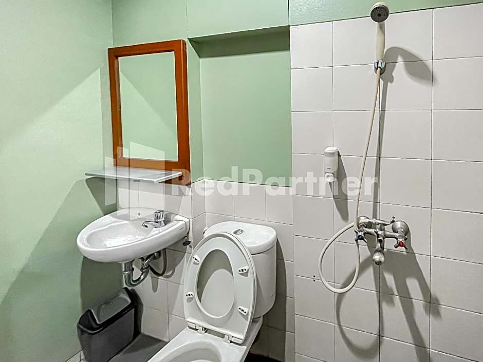 Sang Surya GuestHouse Syariah Near RS Hasan Sadikin Mitra RedDoorz