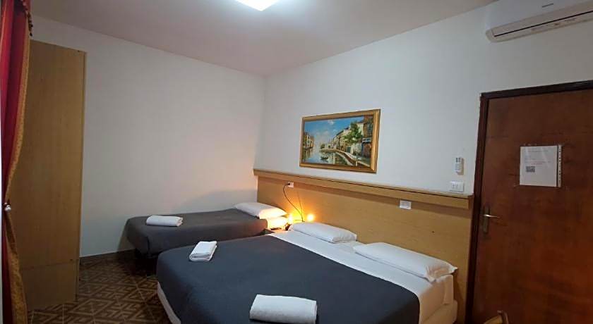 HOTEL TiTO