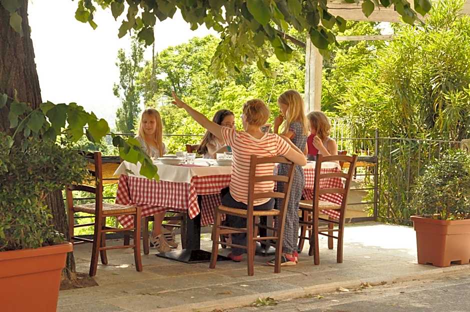 Castello Di San Sebastiano Po