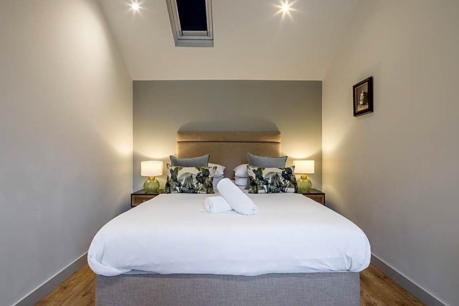 King Deluxe Ensuite with Courtyard View - Venn