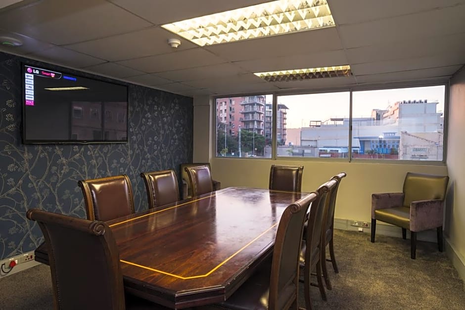 Waterfront Hotel by MISTY BLUE HOTELS