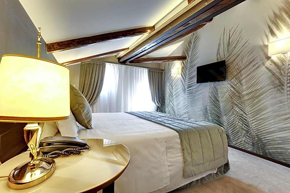 Hotel Dona Palace