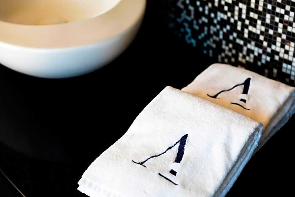 Amadomus Luxury Suites
