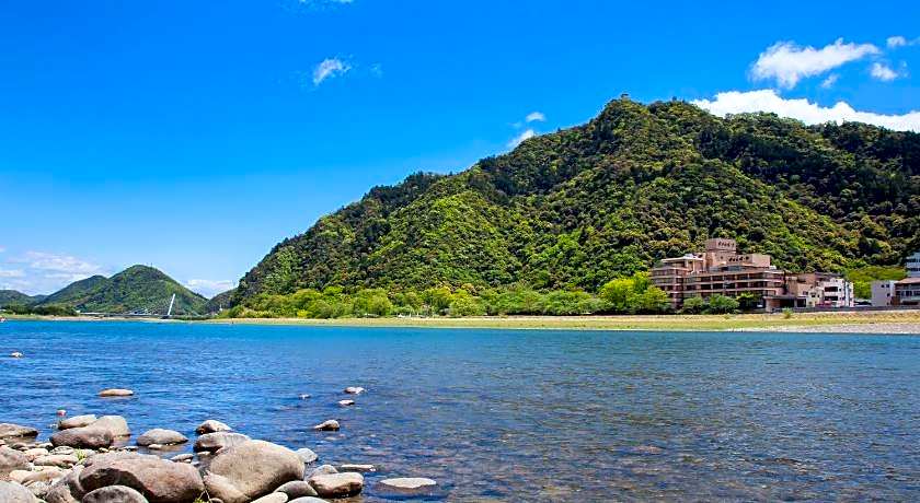 Nagaragawa Spa Hotel Park