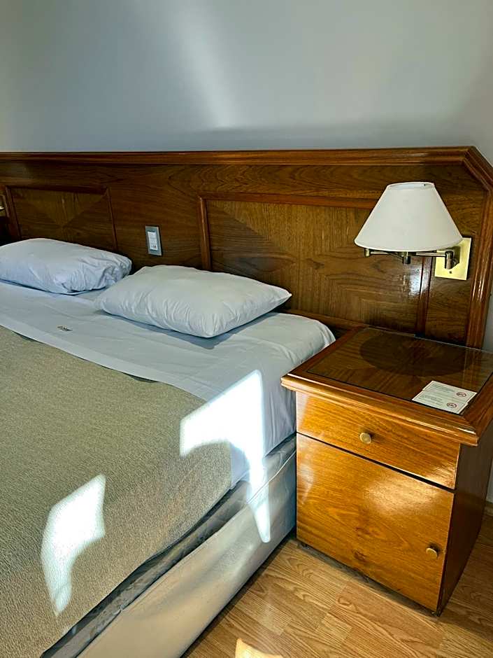 Bristol Hotel