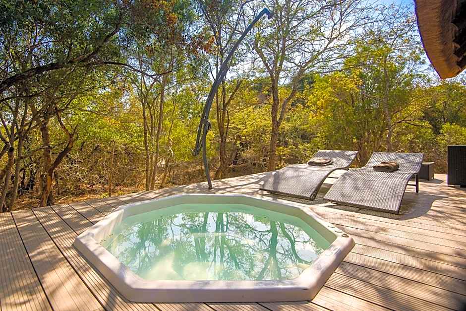 Vuyani Safari Lodge