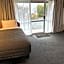 Charlies Motor Lodge