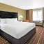 Days Inn & Suites by Wyndham Davenport East