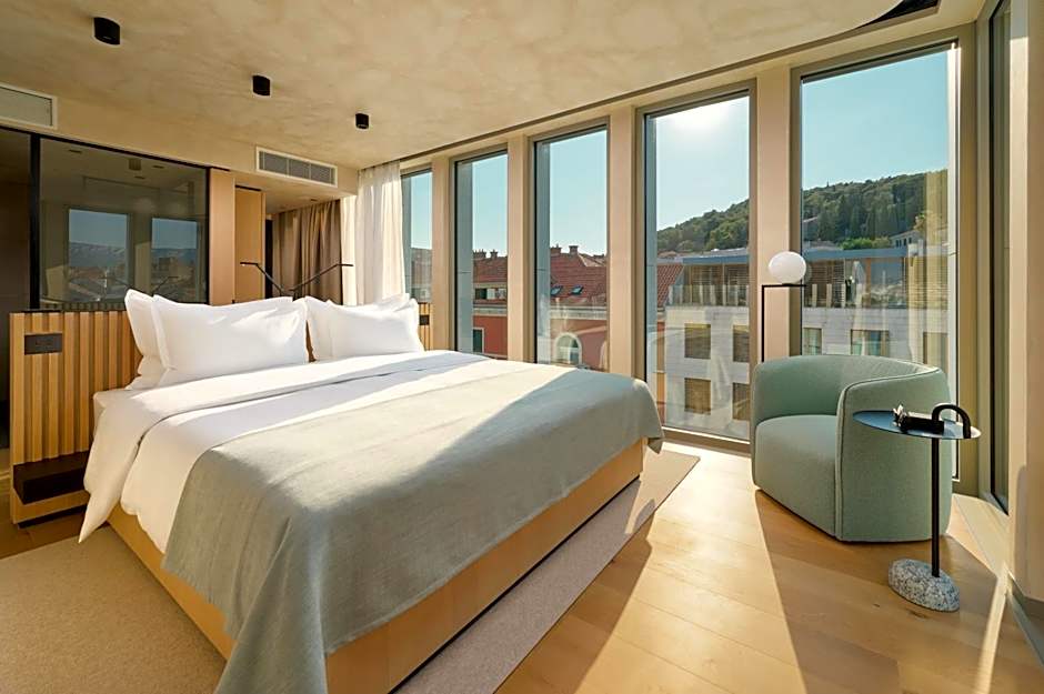 Hotel Ambasador