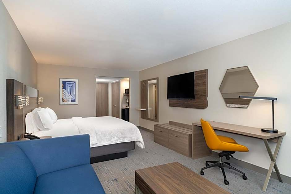 Holiday Inn Express & Suites Bozeman West By IHG