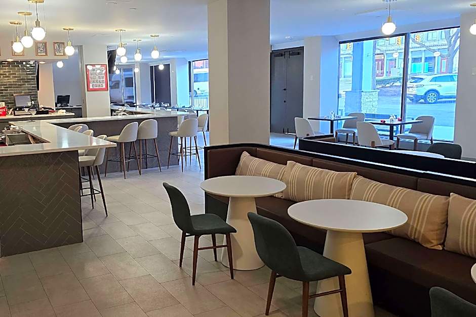 Wyndham Rochester Downtown