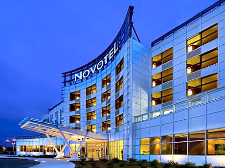 Novotel Montreal Aeroport