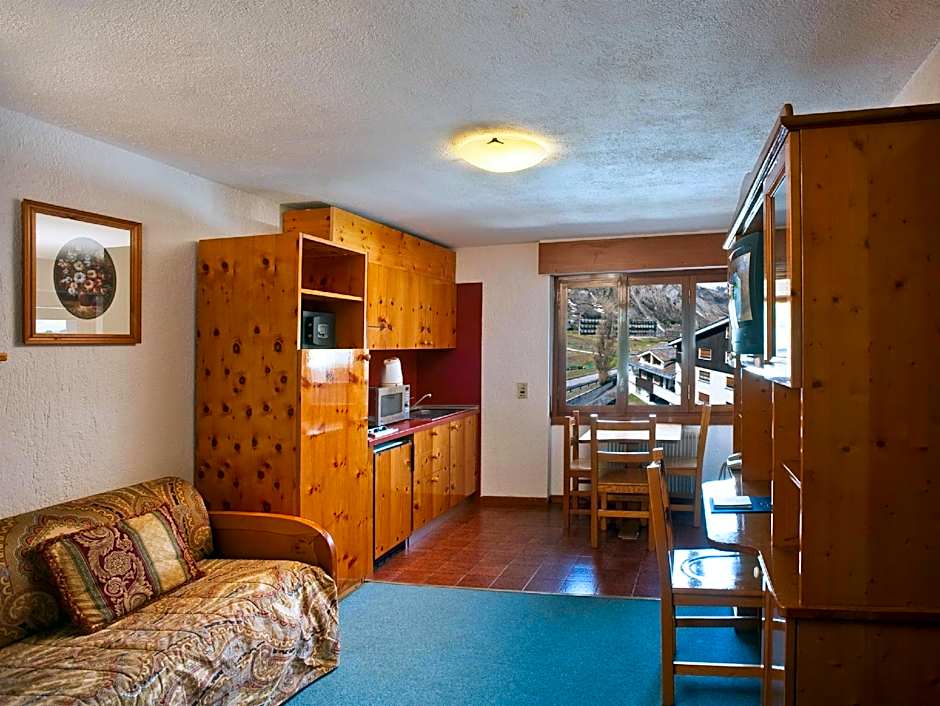 Photo 1 of 4 of Classic 1 Bedroom Apartment