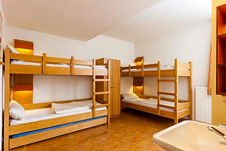 Six-Bedroom with Shared Bathroom