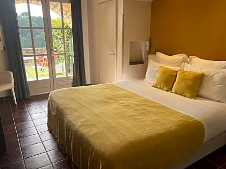 Double Room with Terrace