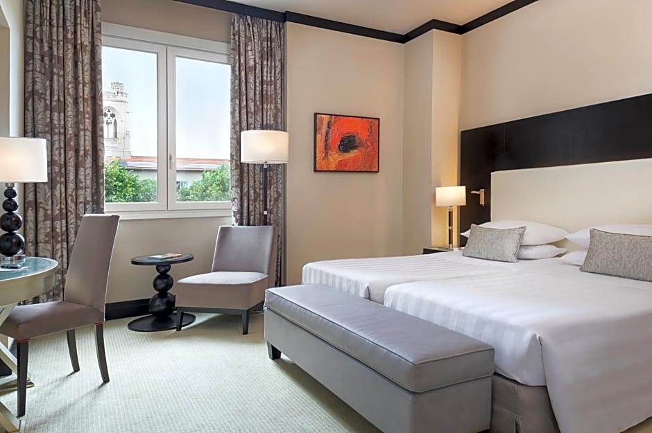 Sina Villa Medici, Autograph Collection by Marriott