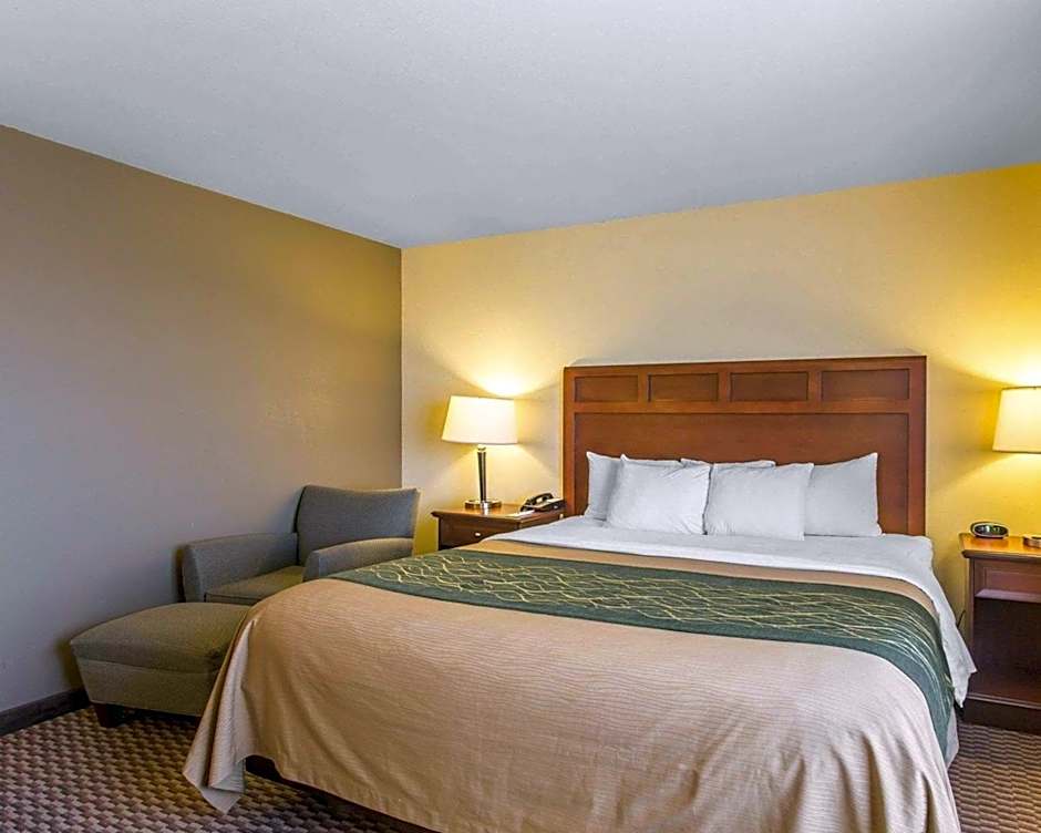 Comfort Inn & Suites Madisonville