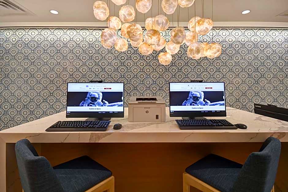 DoubleTree by Hilton Virginia Beach Oceanfront South