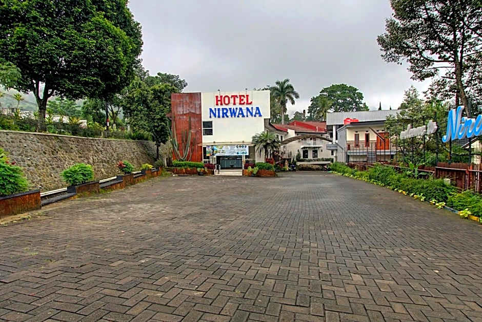 OYO Life 90071 Paralayang View