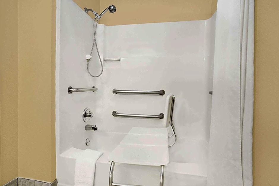 Boarders Inn & Suites by Cobblestone Hotels Waterloo Cedar Falls