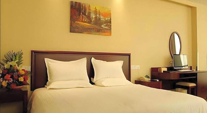 Greentree Inn Anhui Fuyang Funan East Huaihe Road Express Hotel