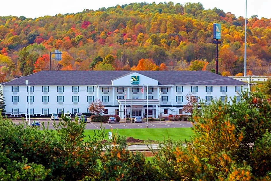 Quality Inn & Suites Conference Center