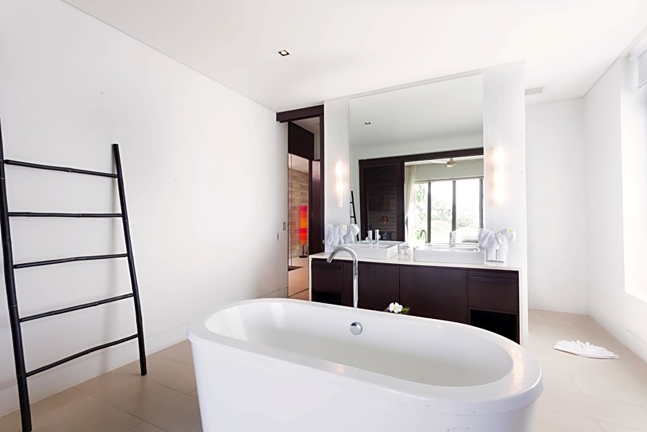 Baan Yamu Residences by RESAVA