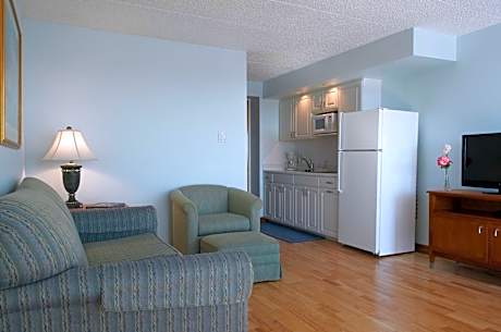 Two-Room Poolside Suite