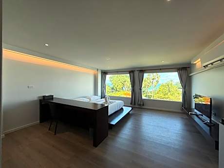 Deluxe Double Room with Sea View