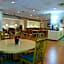 Days Inn & Conf Center by Wyndham Southern Pines Pinehurst