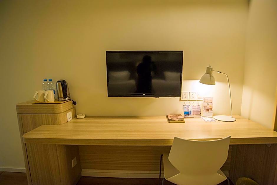 Hanting Hotel Kaifeng Gulou