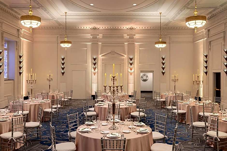 Hilton New Orleans/St. Charles Ave. French Quarter Area