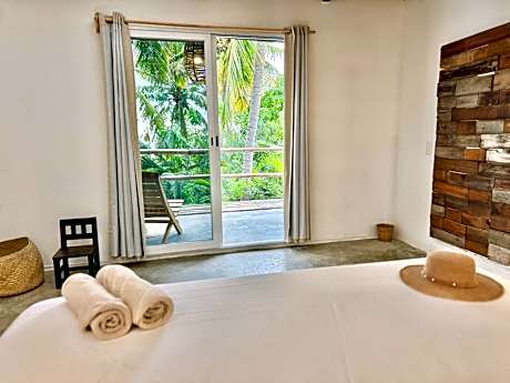 Deluxe Suite with Sea View