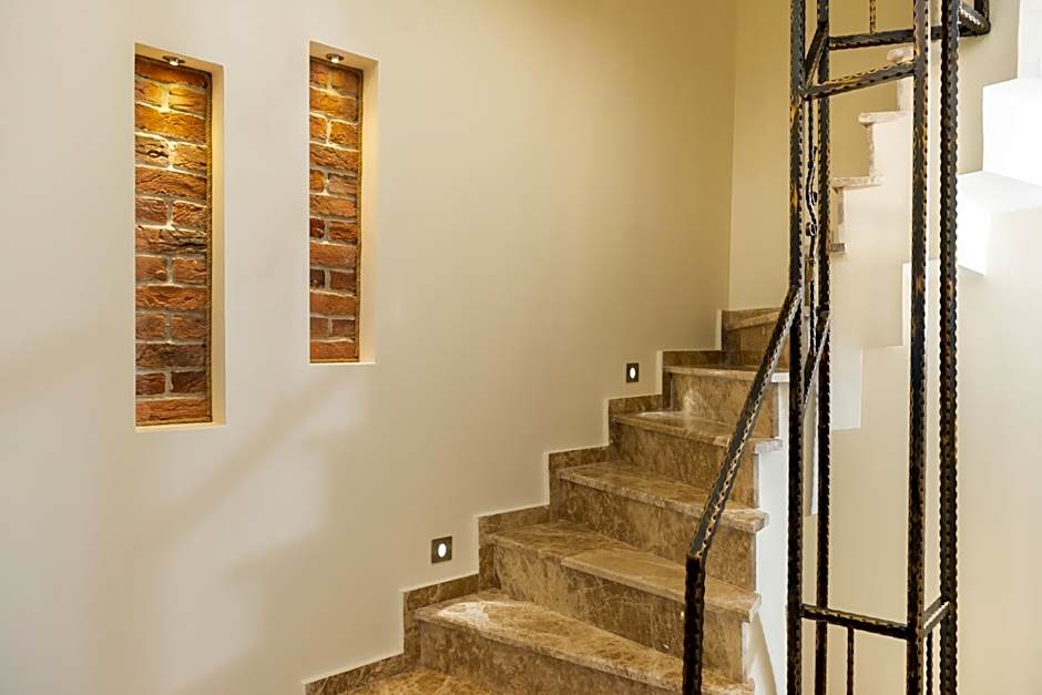 Gloria Suites Old City