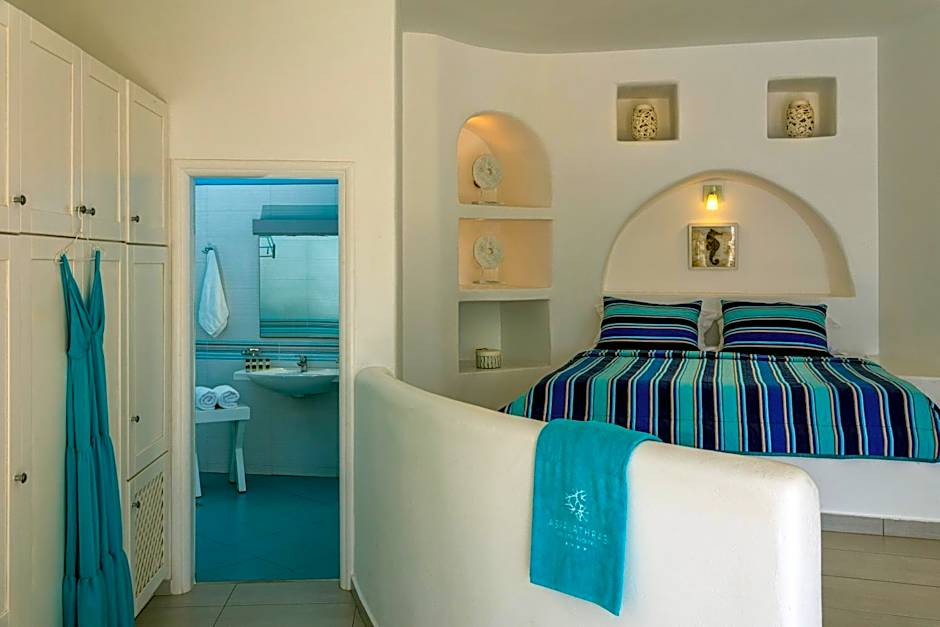 Aspalathras White Hotel