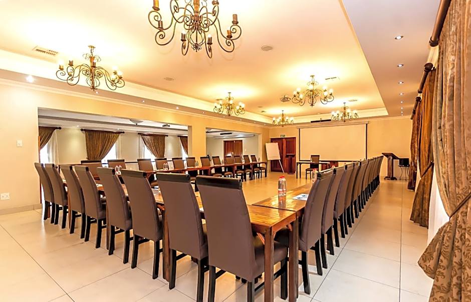 Afrique Boutique Hotel O.R. Tambo