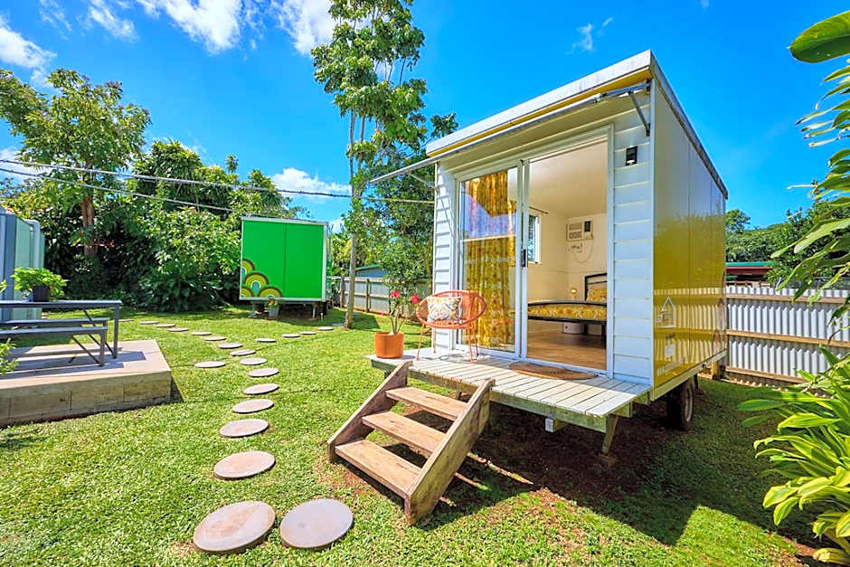 On The Wallaby Eco Lodge