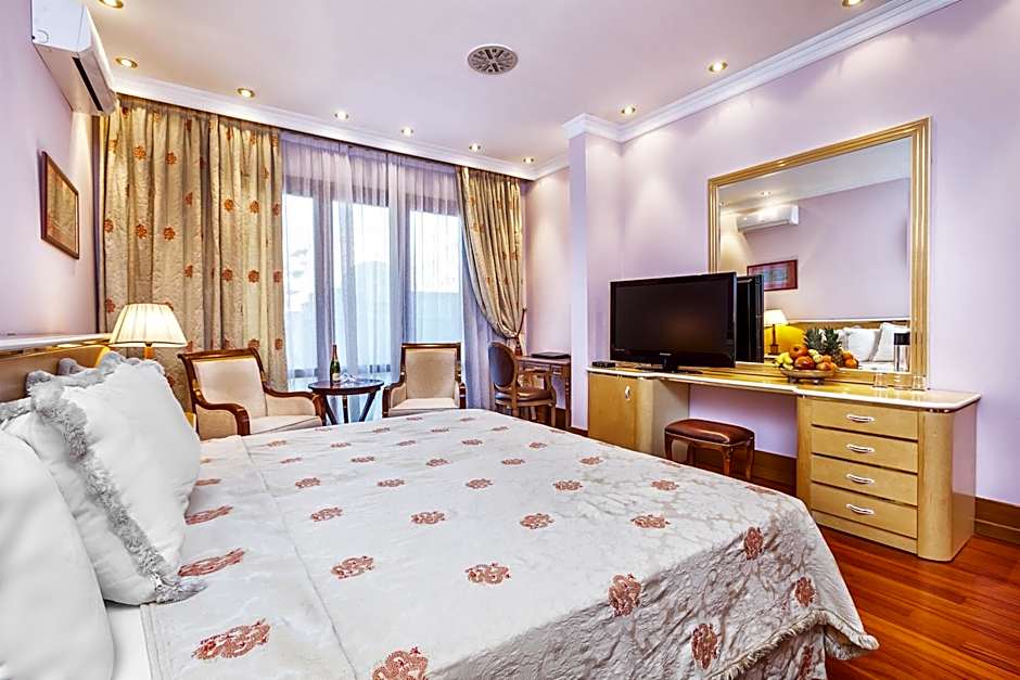 Minerva Premier Hotel