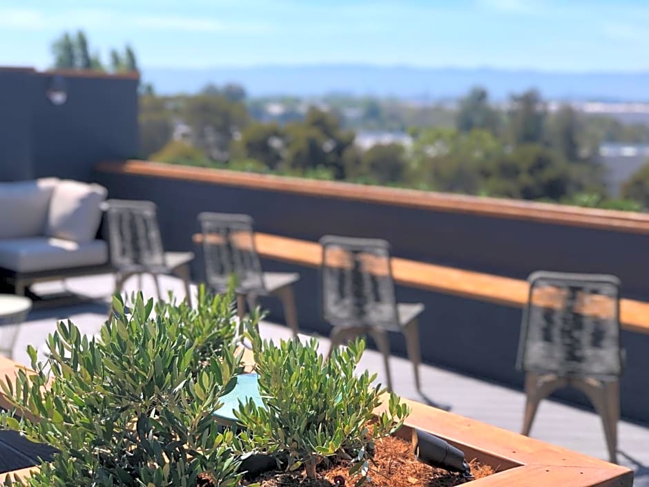 Holiday Inn Hotel & Suites Milpitas By IHG