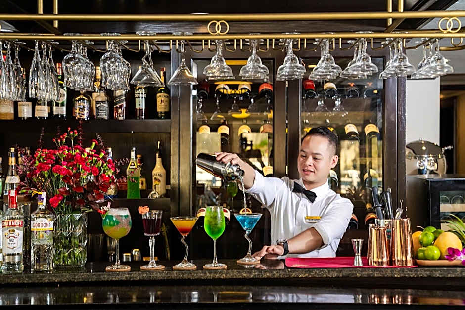 Halong Athena Cruise