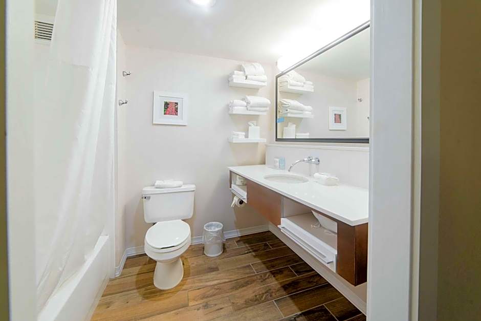 Hampton Inn By Hilton Caryville-I-75/Cove Lake-State Park