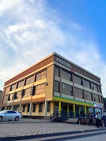 Hotelok