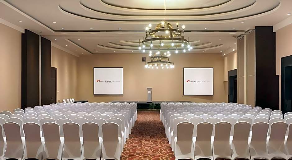 Swiss-Belhotel Rainforest