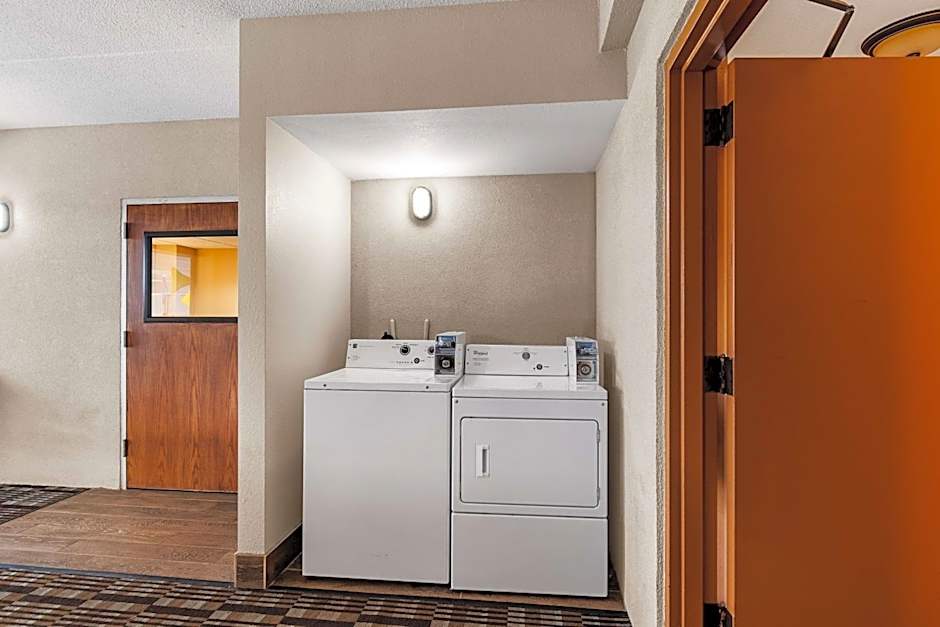 Best Western Bridgeview Hotel