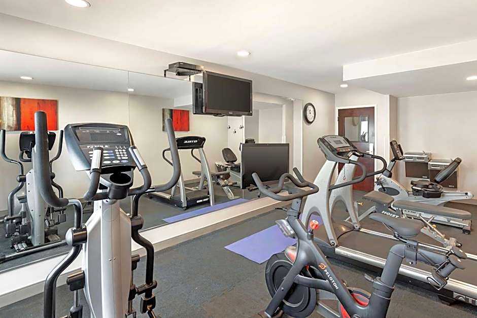Best Western Plus Fairfield Hotel
