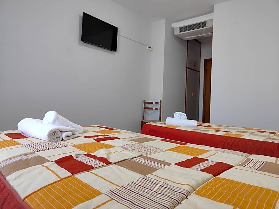 Hostal Restaurante Venta del Barro