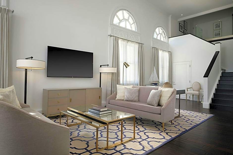 Photo 1 of 11 of Presidential 1 Bedroom 1 King Bed Suite