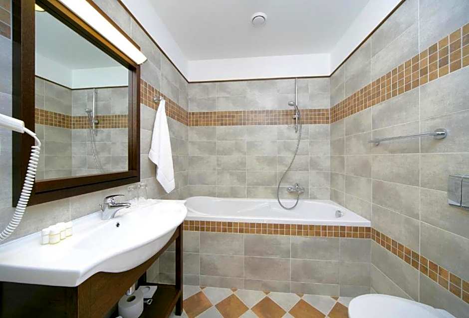 Photo 1 of 9 of Deluxe 1 King Bed Suite