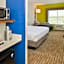 Holiday Inn Express & Suites - Chadron By IHG